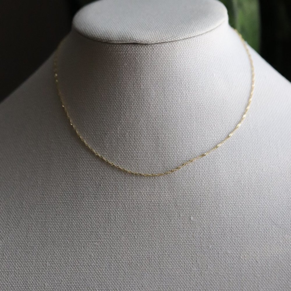 10K Solid Gold Singapore Chain Necklace "Weavers of Connection" necklace - Picture 11 of 17